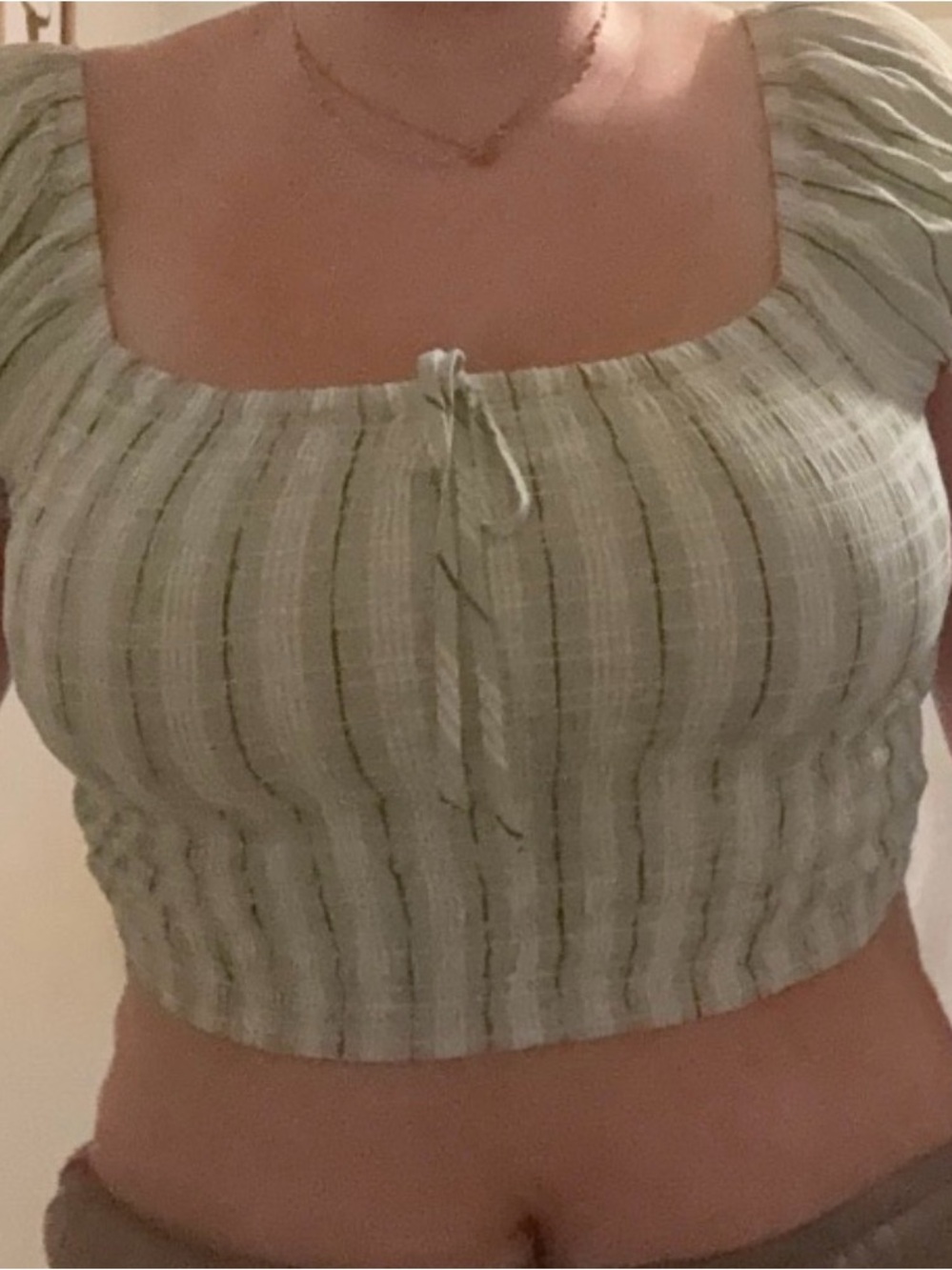 Cute Lee Crop Top Size Large